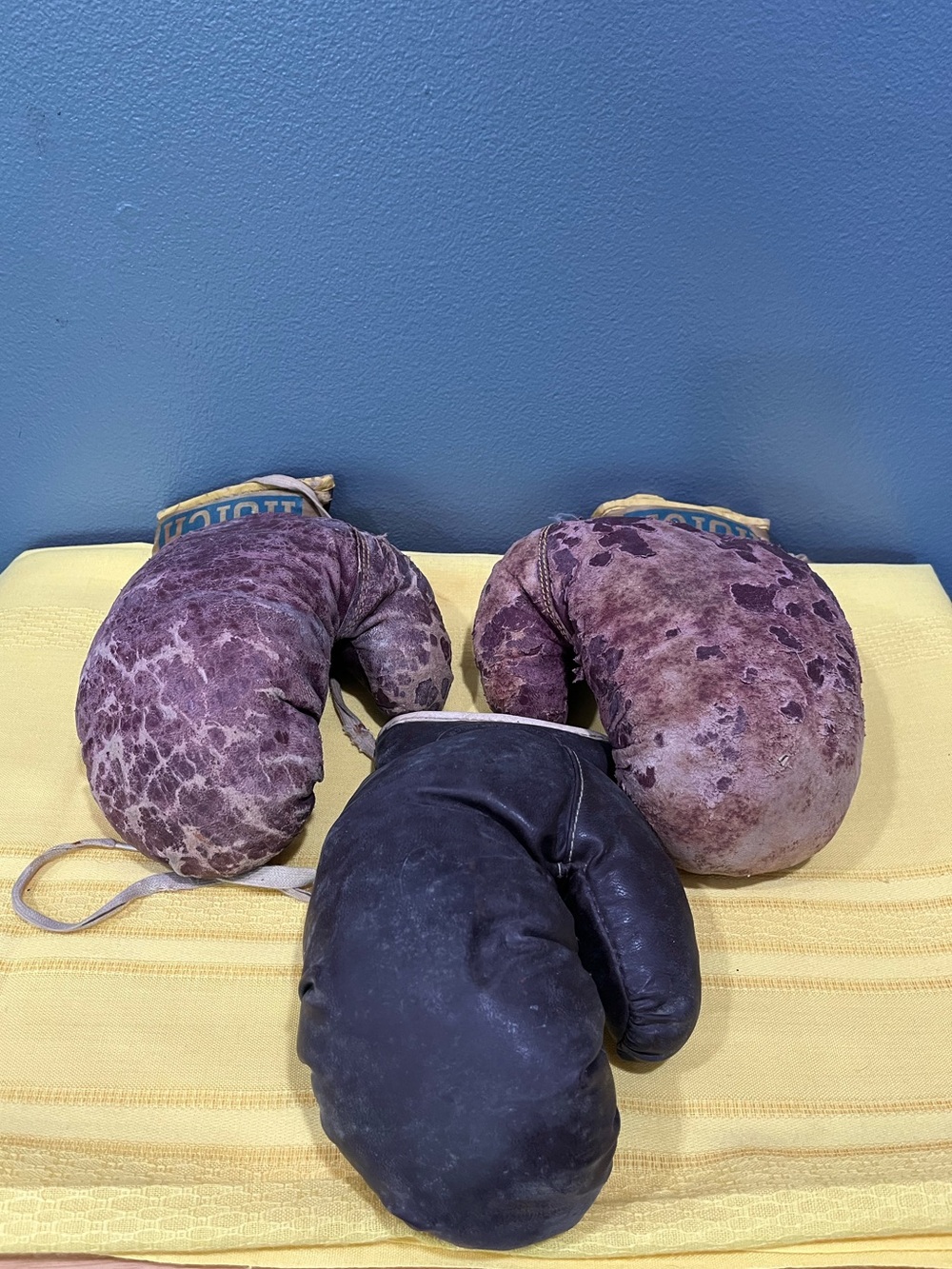 🥊 Rare Mid-Century Vintage Youth Boxing Glove Lot - 1940s & 50s - 1950s/60s!